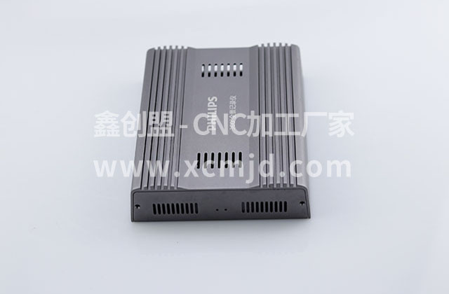 连接器数控加工中心铣床周末保养作业范围？